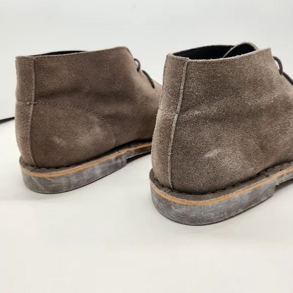 Nordstrom chukka boots men's 9.5M beige cream suede preppy business casual
