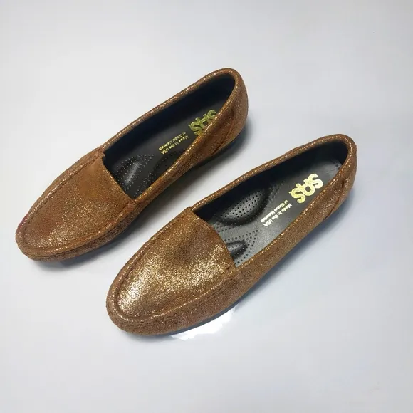 NWNT SAS  Brown Loafers Size 8M