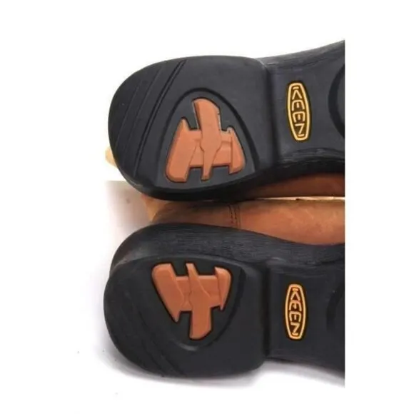 NWOB keen bern tyretread tall boots tall winter