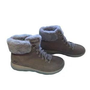 NWOB Skechers Winter Chill 14611 On the Go Brown Suede Faux Fur Boots Size 8.5