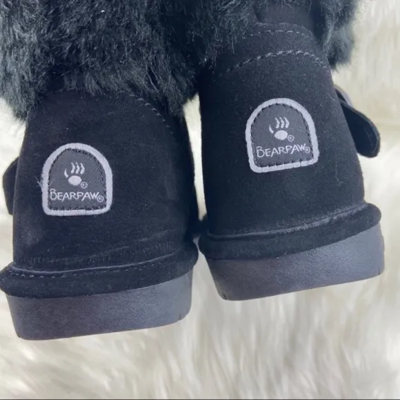 NWOT BEARPAW WINTER FUR BOOTS SIZE 5 WOMAN