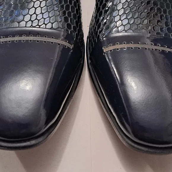 NWOT Crocodile Black Wing Tip Shoes    Size 9.5 (42)