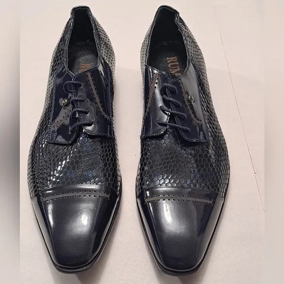 NWOT Crocodile Black Wing Tip Shoes    Size 9.5 (42)