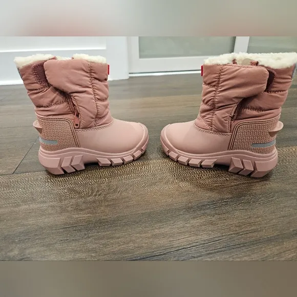 NWOT Little Toddler Hunter Pink Winter Boots - Size 6