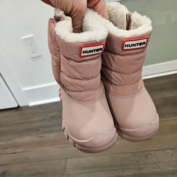 NWOT Little Toddler Hunter Pink Winter Boots - Size 6