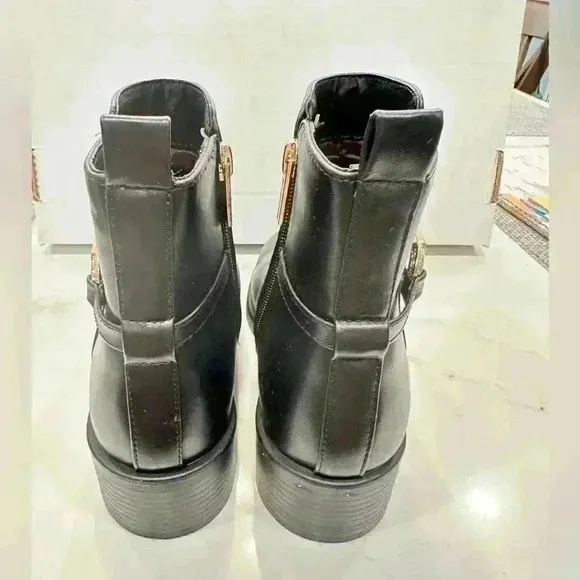 NWOT - Tommy Hilfiger Imiera  Boots (Black) Size 8