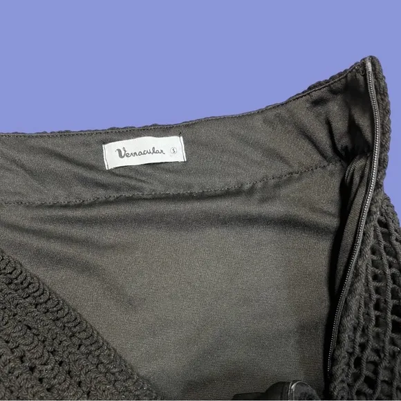 NWOT Vernacular crotchet mini skirt in black. Size Small 🌺