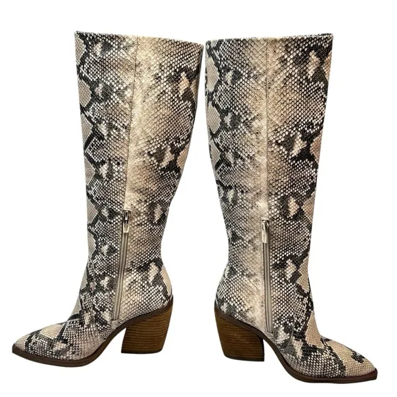 NWOT VINCE CAMUTO Gravana Snake Skin Knee High Boots Women's Size 7 EU 37.5