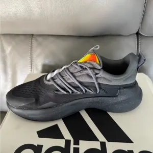 NWT Adidas Men's Black and Gray Sneakers Alpha Boost V2 SIZE 12