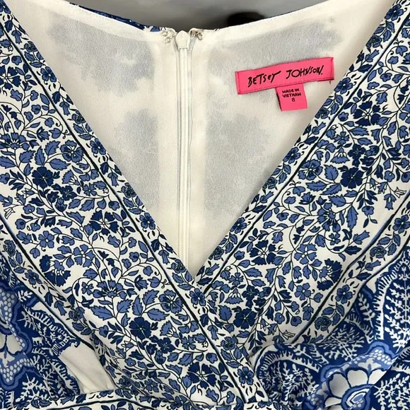 NWT Betsey Johnson Dress - Floral Boho Bell Sleeve White/Blue (SZ 8) Retail $148
