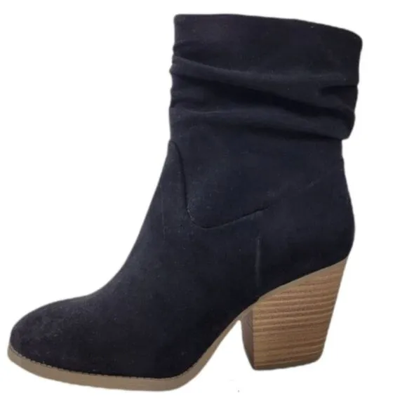 NWT Black slouch boots sz. 7.5