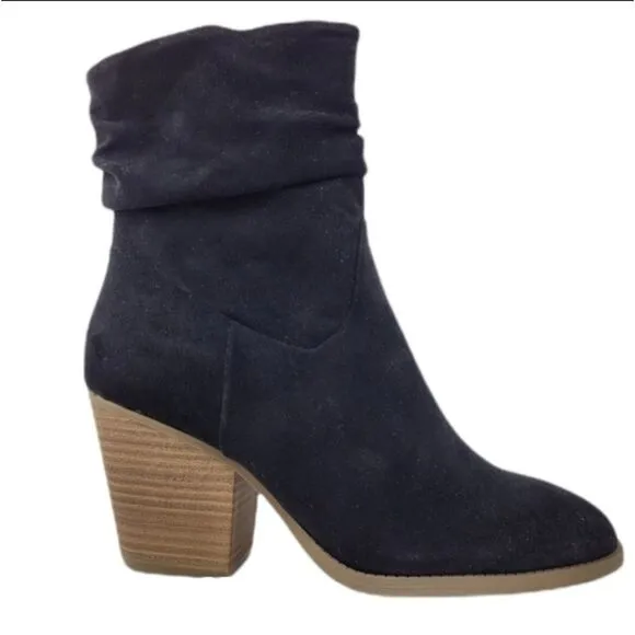 NWT Black slouch boots sz. 7.5