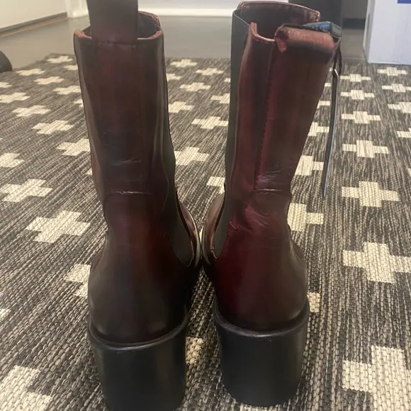 NWT Emanuele Crasto Women’s Italian Leather Chelsea Heel Boots Size 8.5 …