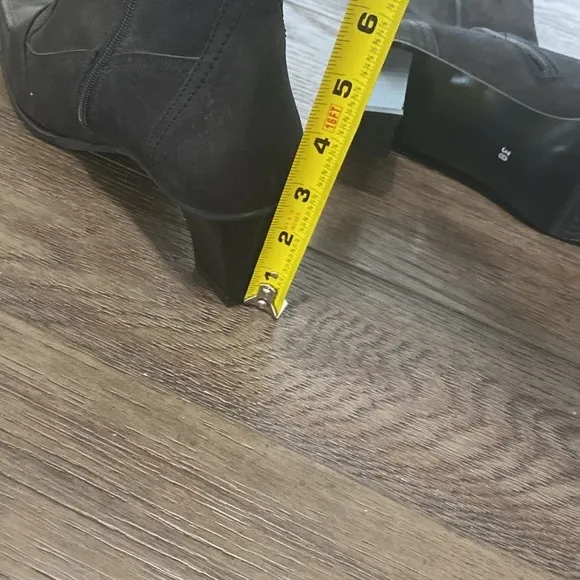NWT Eric Michael Denmark Heel Black Dress Boot | Calf Height | Size 41/9