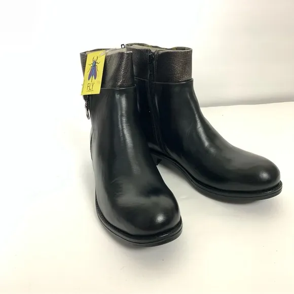NWT FLY London Leather Zip-Up Ankle Boots Abys Black size 40