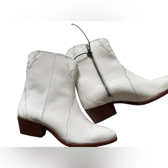 NWT Free People Ariel Boots
