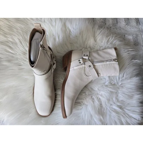 NWT Silent D Cream Leather Moto Boots - 40 EU (9.5-10 US)