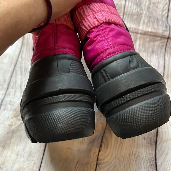 NWT/ Sorel | pink flurry boots big girl shoe size 7 youth brand new winter boot