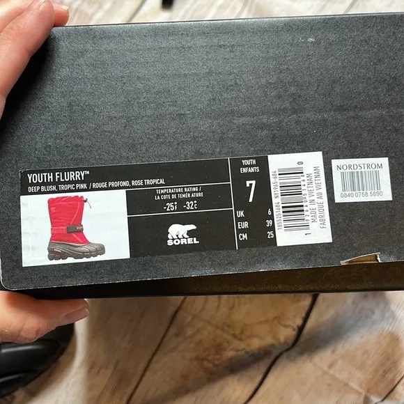 NWT/ Sorel | pink flurry boots big girl shoe size 7 youth brand new winter boot