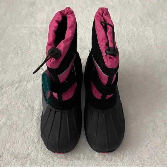 (NWT) Totes Big Kids Jaclyn Black/Pink  Winter Boots, Size: 5 (Youth)