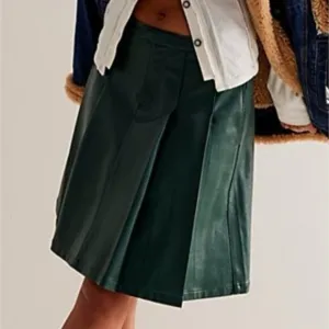 NWT We the Free by Free People Vegan Pleated Mini Skirt Topiary Green size 2