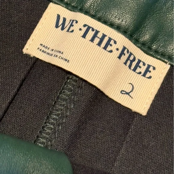 NWT We the Free by Free People Vegan Pleated Mini Skirt Topiary Green size 2