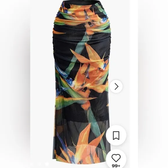 NWT ZARA  multicoloured tropical black midi skirt, side slit. SZ S