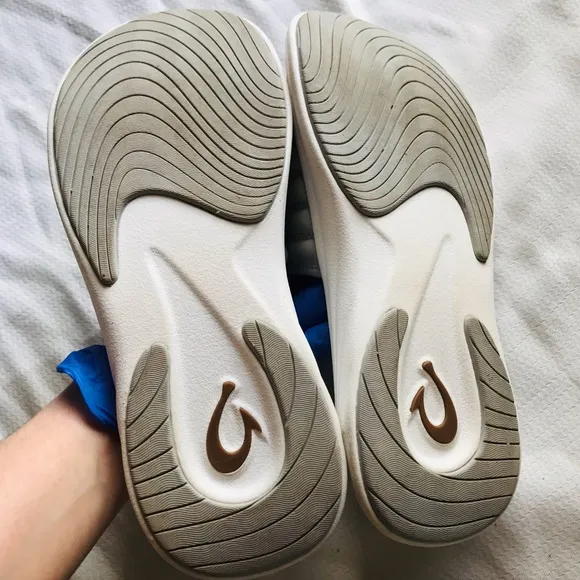 Olukai komo Gray Slide Sandals