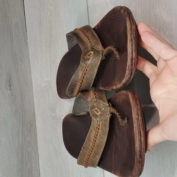 Olukai Mens Leather Thong Sandals Flats shoes sz 11
