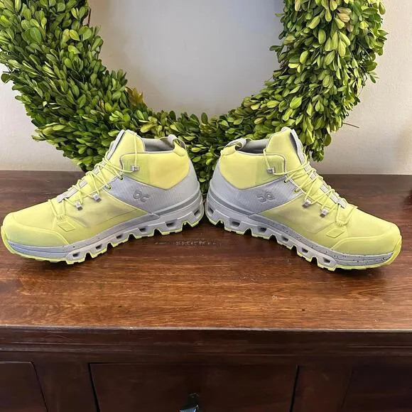 On Women's Cloudtrax Waterproof Hiking Boots‎ 8.5