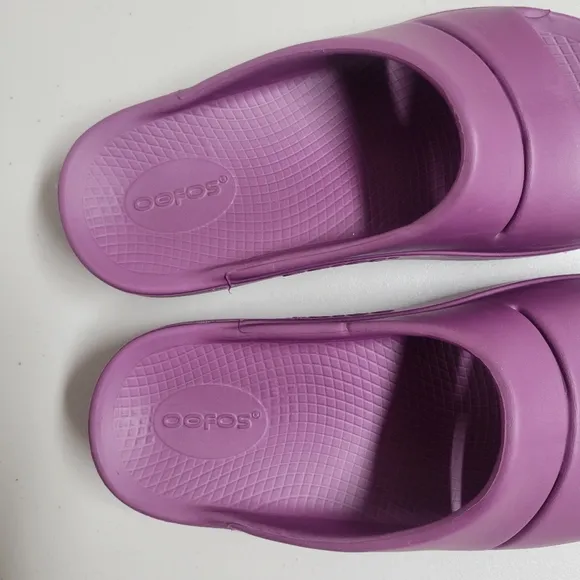 Oofos OOahh Purple Slide Sandals