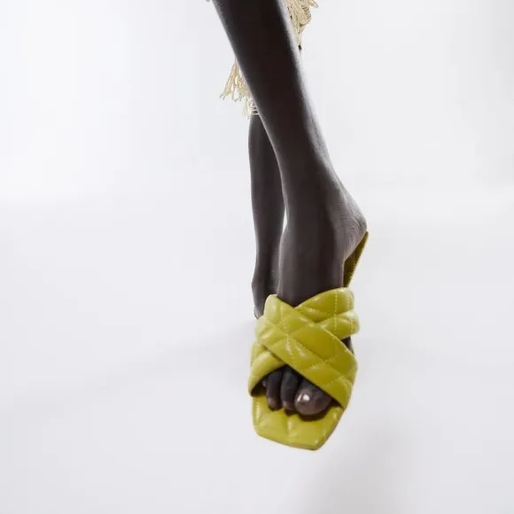 Open Toe Square Toe Casual Style Sandal