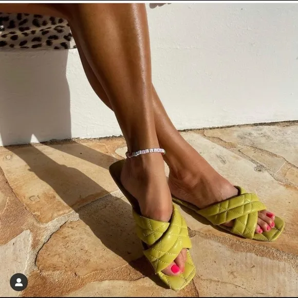 Open Toe Square Toe Casual Style Sandal
