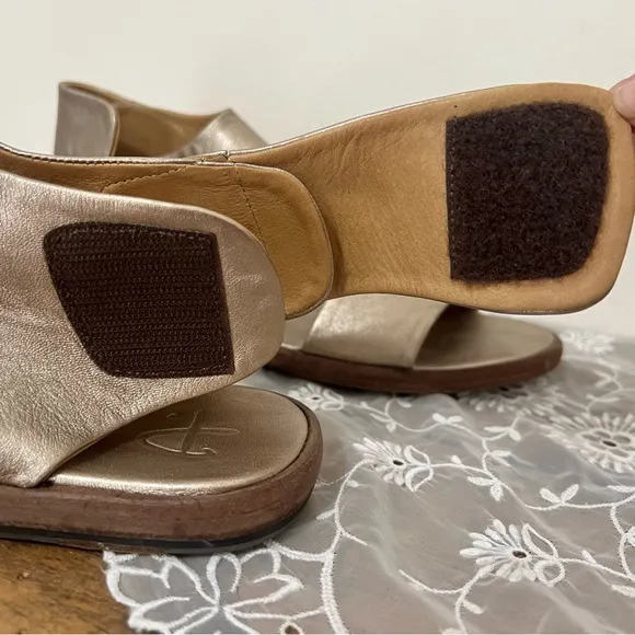 P. Monjo Pewter Leather Sandals Velcro Ankle Strap
