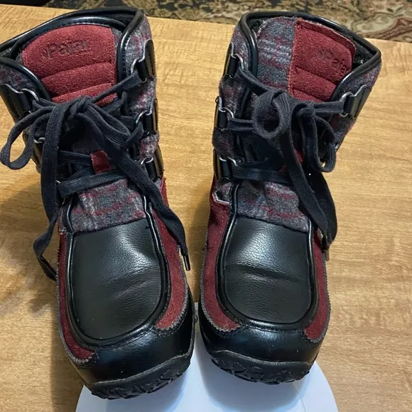 Pajar Canada‎ women’s waterproof winter boots 6-6.5