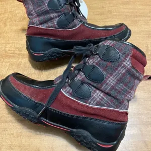 Pajar Canada‎ women’s waterproof winter boots 6-6.5