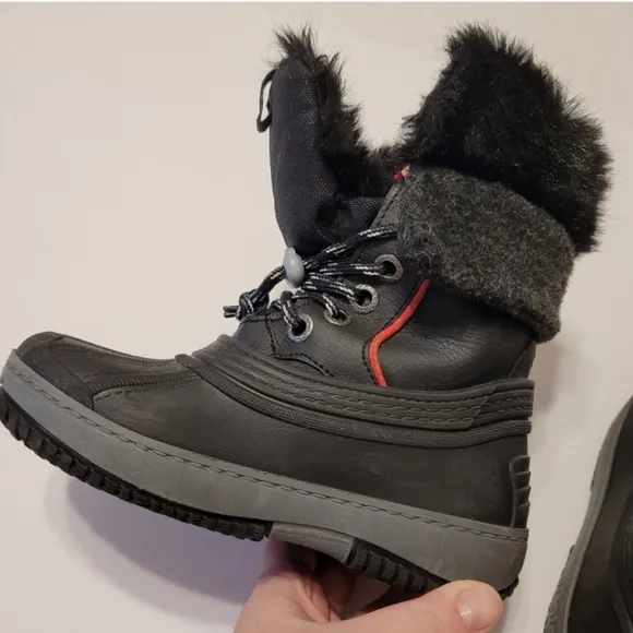 Pajar kids winter boots size 13
