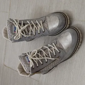 Pajar Winter Britney Boots in Grey and Silver Sz 40