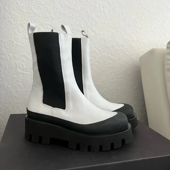 Paloma Barcelo Black and White Winter Boots with Chunky Sole