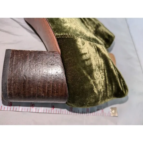 Patricia Nash Anthropologie Velvet Ankle Boots Womens 8.5 Olive Green Block Heel
