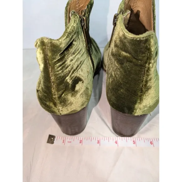 Patricia Nash Anthropologie Velvet Ankle Boots Womens 8.5 Olive Green Block Heel