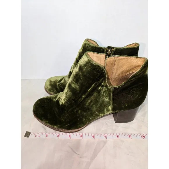 Patricia Nash Anthropologie Velvet Ankle Boots Womens 8.5 Olive Green Block Heel