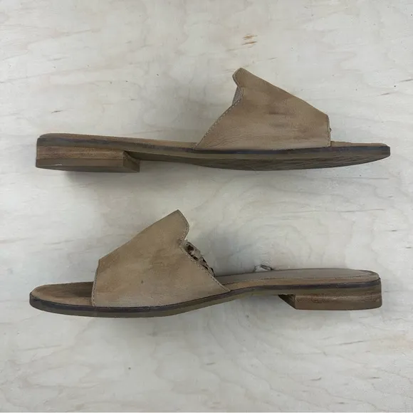 Pelle Moda Tan Leather Slide Sandals