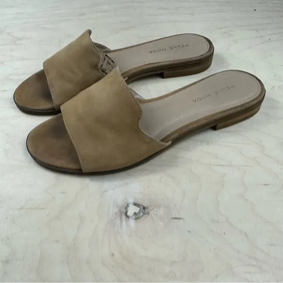 Pelle Moda Tan Leather Slide Sandals