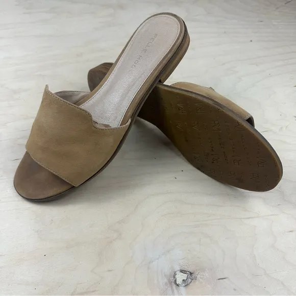 Pelle Moda Tan Leather Slide Sandals