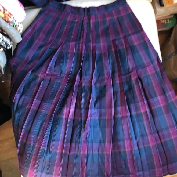 Pendleton 100% wool purple/teal pleated skirt