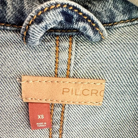 PILCRO women’s distressed Draped Denim Oversized Duster Jacket Button-Up
