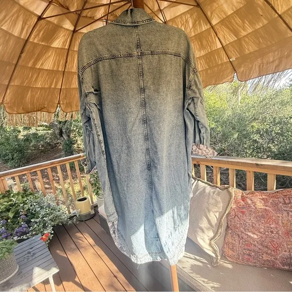 PILCRO women’s distressed Draped Denim Oversized Duster Jacket Button-Up