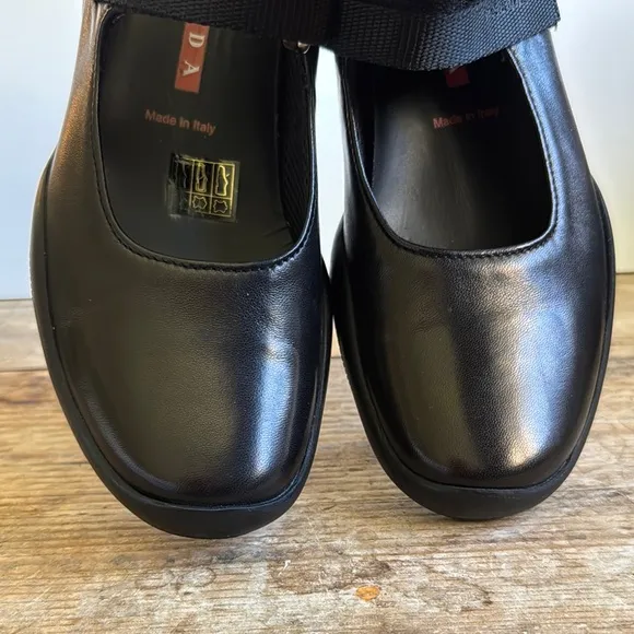 Prada 37 Black Mary Jane Shoes Vibram Flats Loafers