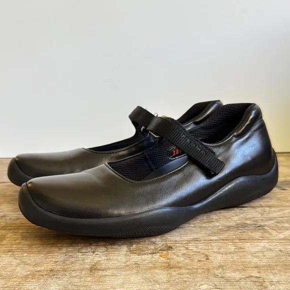 Prada 37 Black Mary Jane Shoes Vibram Flats Loafers
